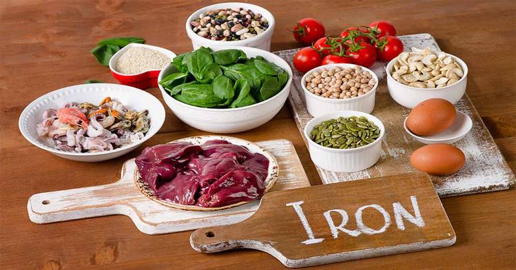 स्तनपान कराने वाली महिलाओं के लिए iron से भरपूर आहार